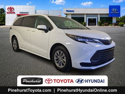 Used 2025 Toyota Sienna LE
