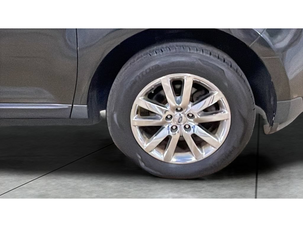 Used 2013 Ford Edge Limited FWD image 21