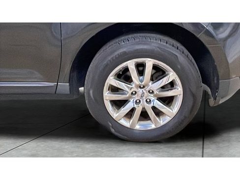 Used 2013 Ford Edge Limited FWD image 21