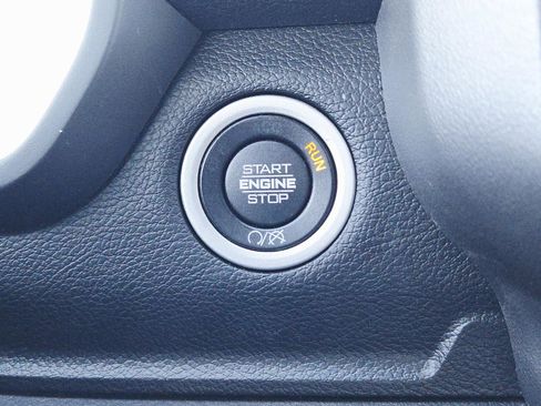 Used 2024 RAM 2500 Big Horn w/ Bed Utility Group image 34