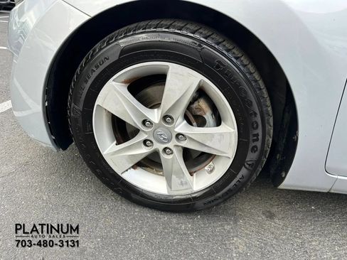 Used 2012 Hyundai Elantra GLS w/ Preferred Pkg 3 FWD image 16