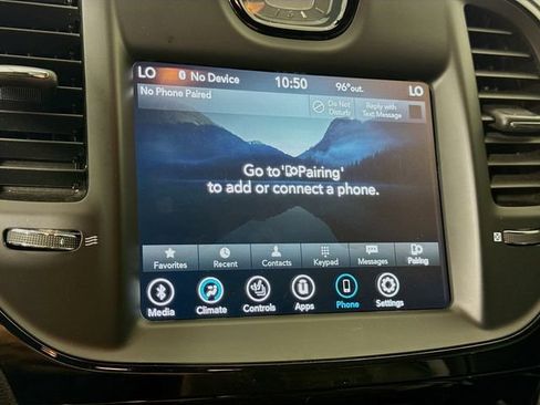 Used 2021 Chrysler 300 S w/ S Model Appearance Package RWD image 14