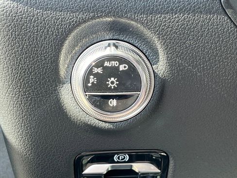 Certified 2026 Mercedes-Benz C 300 4MATIC Sedan image 22