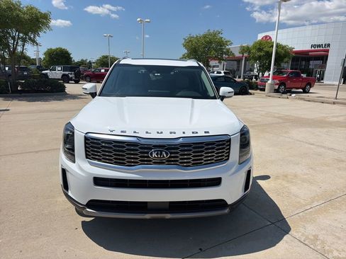 Used 2021 Kia Telluride S FWD image 2