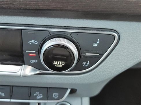 Used 2022 Audi Q5 2.0T Premium Plus w/ Premium Plus Package image 22