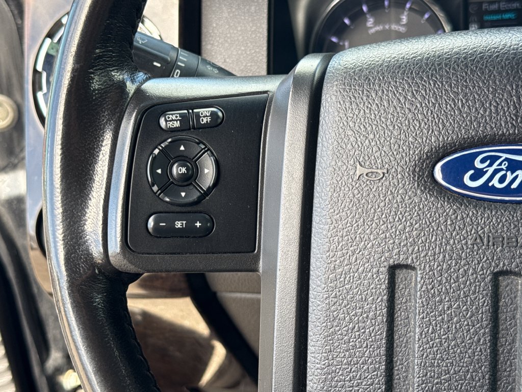 Used 2016 Ford F350 Platinum w/ FX4 Off-Road Package AWD/4WD image 16