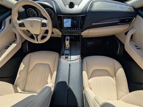 Used 2022 Maserati Levante GT image 9