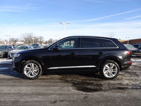 Certified 2023 Audi Q7 Premium Plus image 2