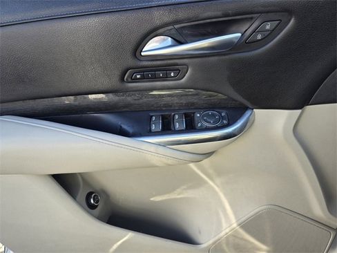 Used 2020 Cadillac XT4 Premium Luxury w/ Driver Awareness Package image 30