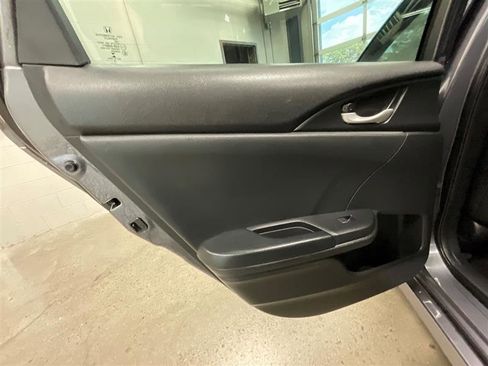 Used 2020 Honda Civic Sport image 15