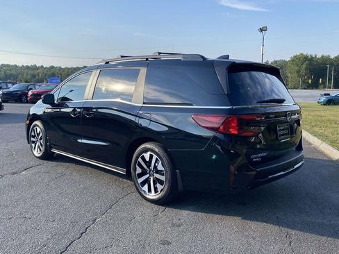 New 2026 Honda Odyssey EX-L image 3