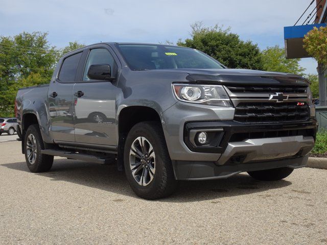 Used 2022 Chevrolet Colorado Z71 AWD/4WD image 30