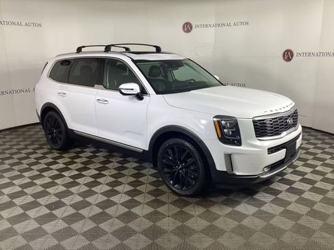 Used 2021 Kia Telluride SX w/ SX Prestige Package image 3