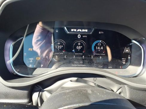 New 2026 RAM 1500 4x4 Crew Cab image 14