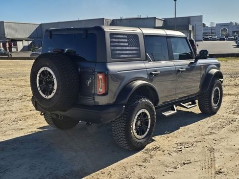 Used 2023 Ford Bronco Badlands image 8