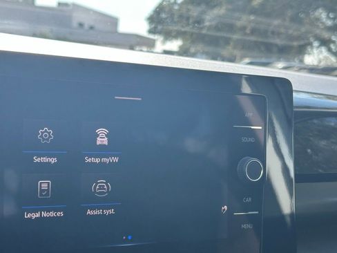 New 2026 Volkswagen Taos SE image 12