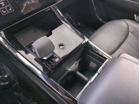 Used 2024 Land Rover Range Rover Sport Dynamic SE AWD/4WD image 22