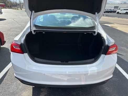 Used 2024 Chevrolet Malibu LT image 6