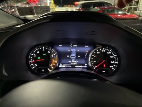 Used 2017 Jeep Renegade Altitude image 6