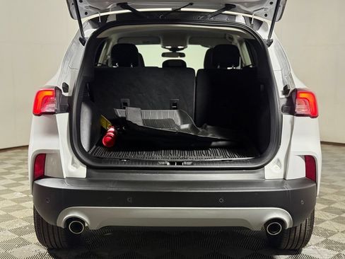 Used 2021 Ford Escape SE FWD image 6