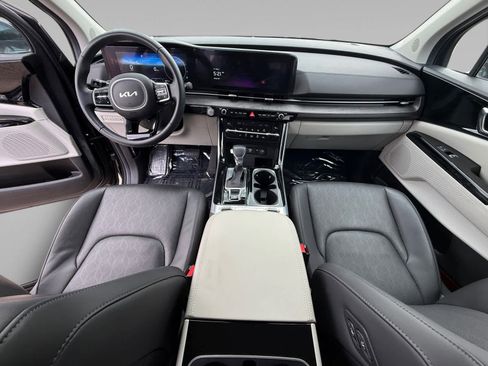 Used 2024 Kia Carnival SX FWD image 19