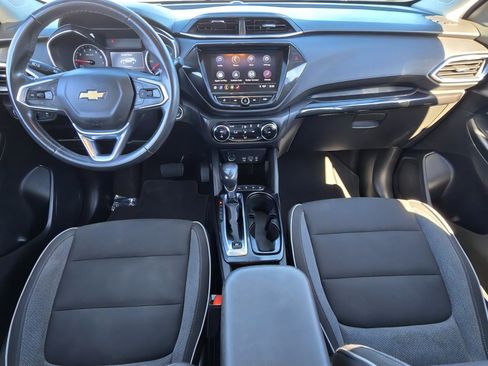 Used 2021 Chevrolet TrailBlazer LT image 21