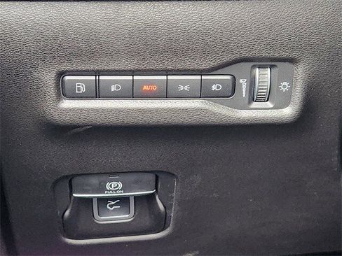 New 2026 Jeep Cherokee Laredo image 17