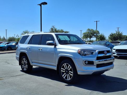 Used 2019 Toyota 4Runner Limited AWD/4WD image 8