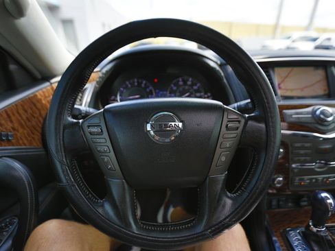 Used 2019 Nissan Armada SL w/ Premium Package AWD/4WD image 6