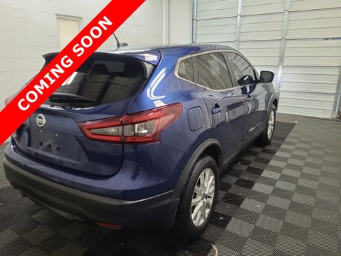 Used 2021 Nissan Rogue Sport S image 5