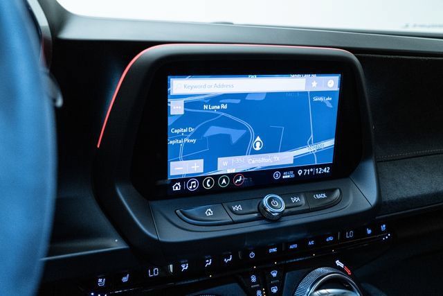 Used 2020 Chevrolet Camaro ZL1 RWD image 25