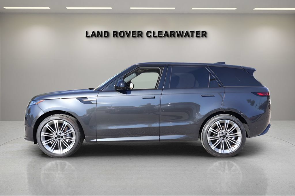 New 2026 Land Rover Range Rover Sport Dynamic SE AWD/4WD image 2