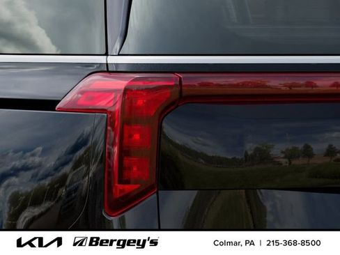 New 2026 Kia Carnival LXS FWD image 14