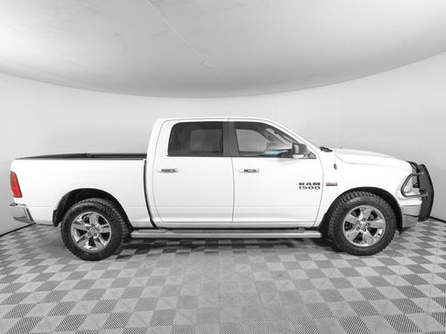 Used 2015 RAM 1500 Lone Star RWD image 3