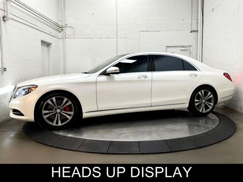 Used 2016 Mercedes-Benz S 550 Sedan w/ Premium Package image 4