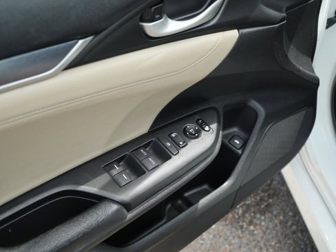 Used 2018 Honda Civic EX-L image 14