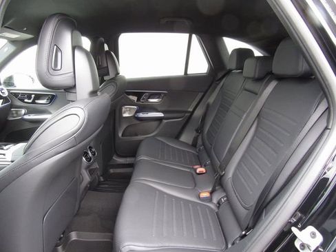 New 2026 Mercedes-Benz GLC 300 4MATIC image 14