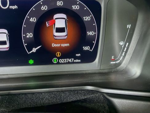 Used 2025 Honda Accord LX image 18