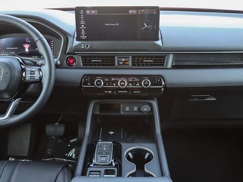 New 2026 Honda Pilot Touring image 6