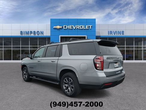 Used 2024 Chevrolet Suburban Z71 w/ Luxury Package AWD/4WD image 6