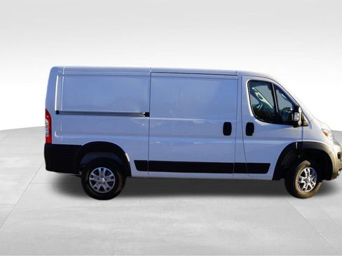Used 2025 RAM ProMaster 2500 w/ Quick Order Package 22G SLT image 2