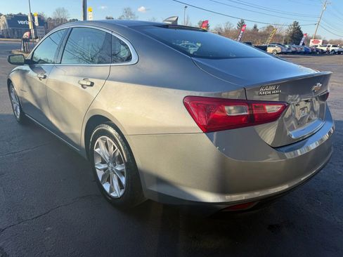 Used 2023 Chevrolet Malibu LT FWD image 5