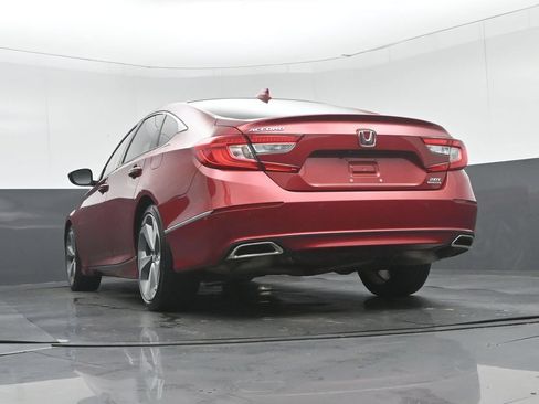 Used 2018 Honda Accord Touring image 59