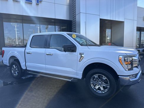 Certified 2022 Ford F150 XLT w/ Equipment Group 302A High image 8