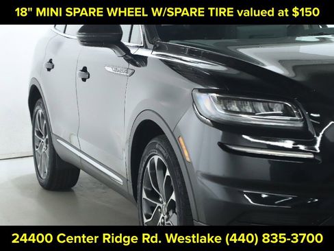 Used 2023 Lincoln Nautilus Reserve w/ Luxury Package image 9