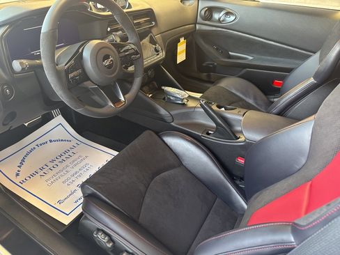 New 2026 Nissan Z NISMO w/ Floor Mat Package image 12