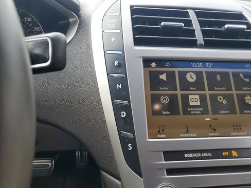 Used 2018 Lincoln MKZ Premiere w/ Magnetic Appearance Package image 17