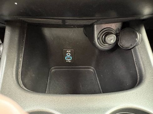 Used 2017 Dodge Journey SXT w/ Premium Group image 23