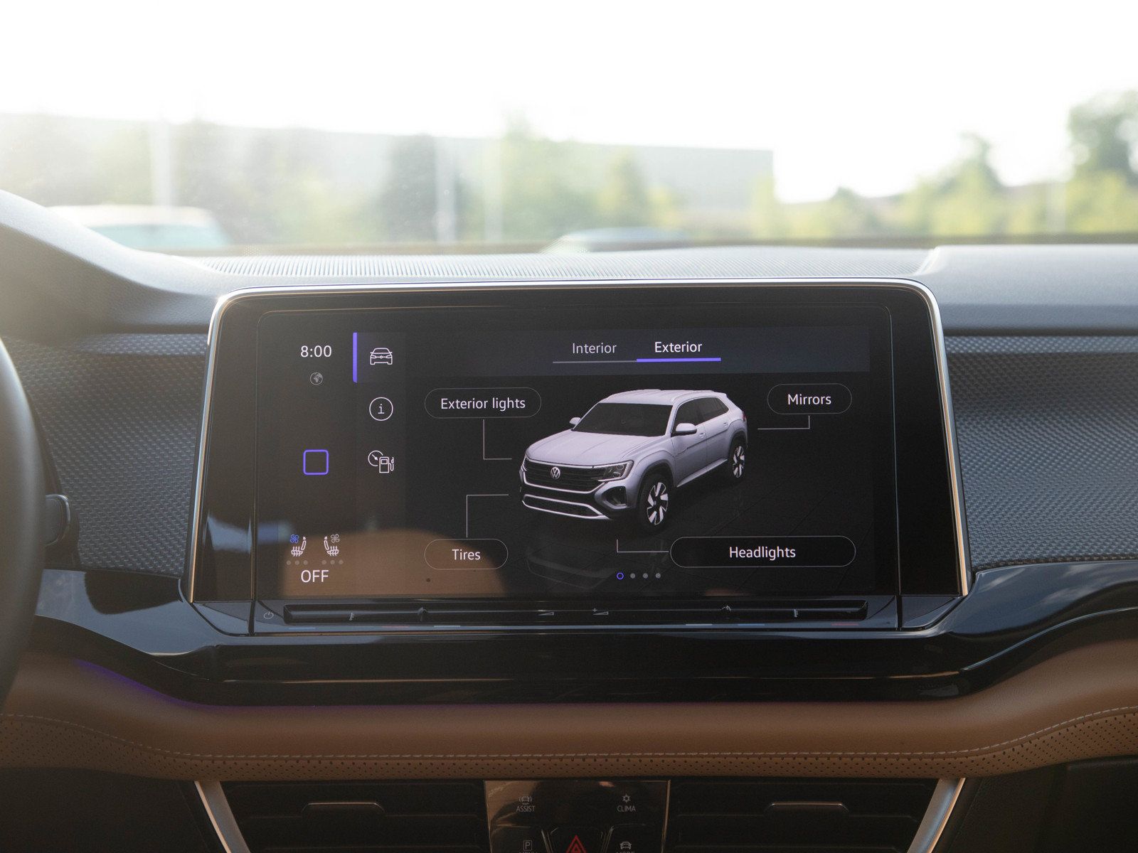 Used 2024 Volkswagen Atlas Cross Sport SEL AWD/4WD image 19