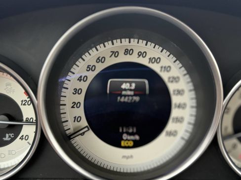 Used 2013 Mercedes-Benz C 300 4MATIC Sedan image 26